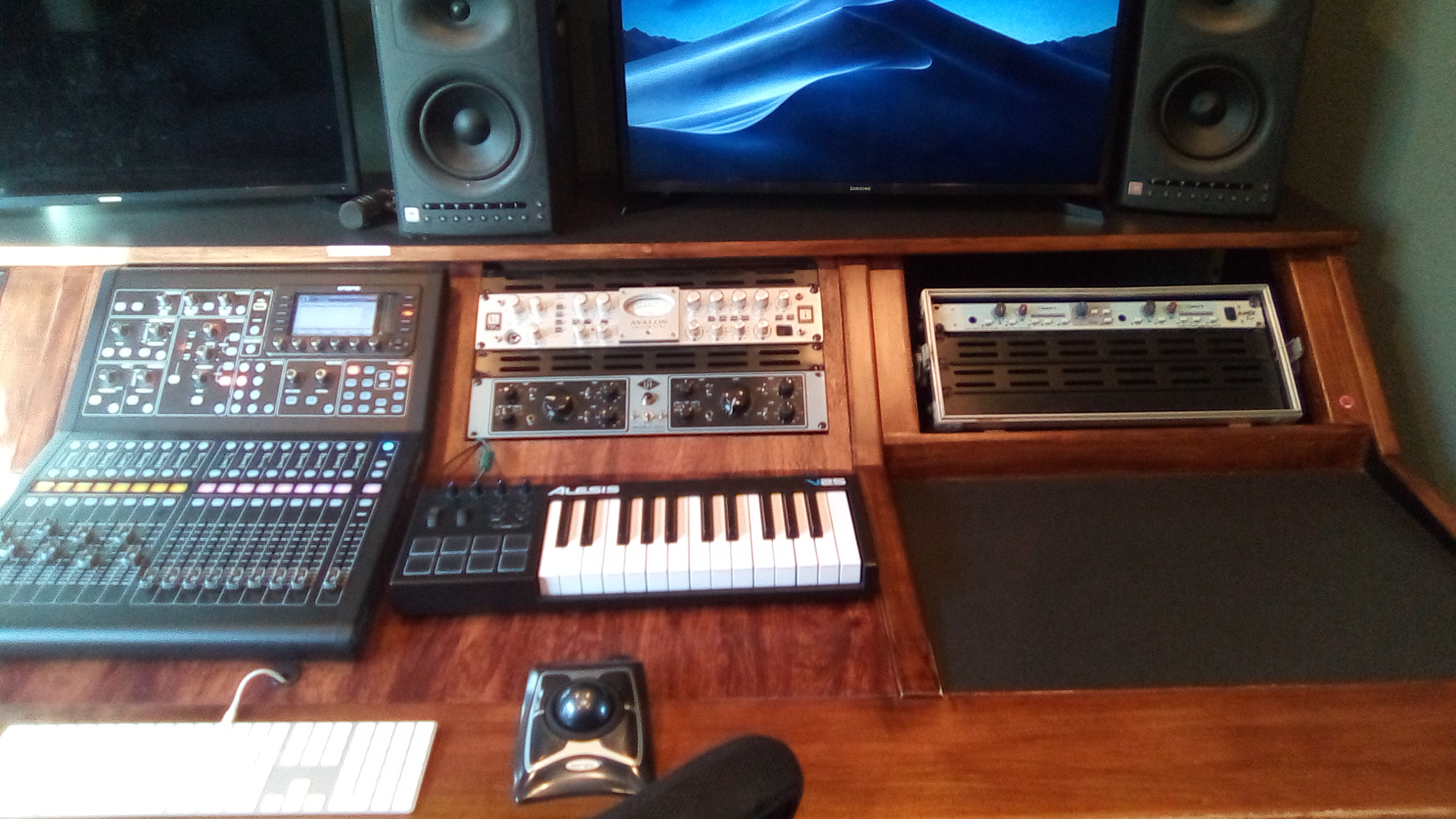 Mixboard and Piano